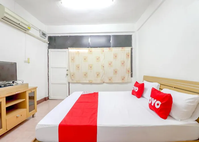 Hotel Oyo 525 Mrt Phetkasem 48 -1 Place Bangkok