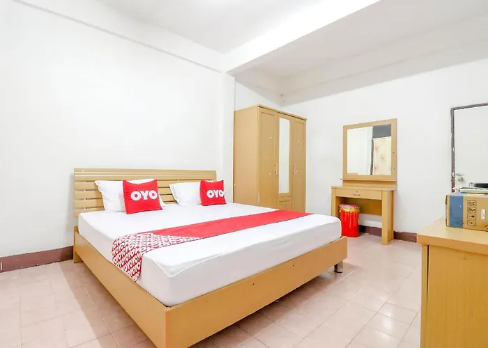 Hotel Oyo 525 Mrt Phetkasem 48 -1 Place Bangkok