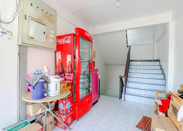 Hotel Oyo 525 Mrt Phetkasem 48 -1 Place 2*