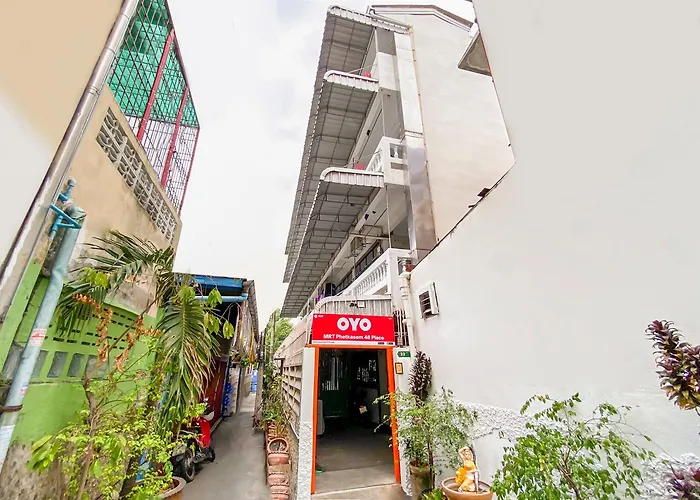 Oyo 525 Mrt Phetkasem 48 -1 Place Hotel 2*