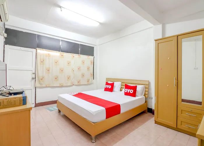 Hotel Oyo 525 Mrt Phetkasem 48 -1 Place